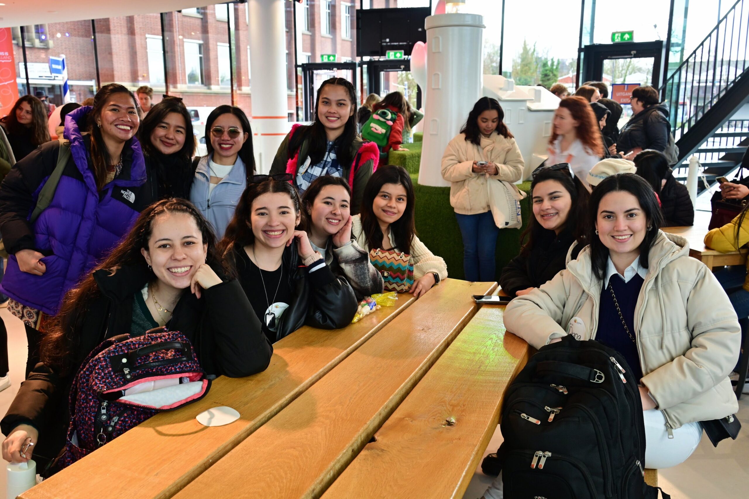 Au pairs op uitstap in Nederland